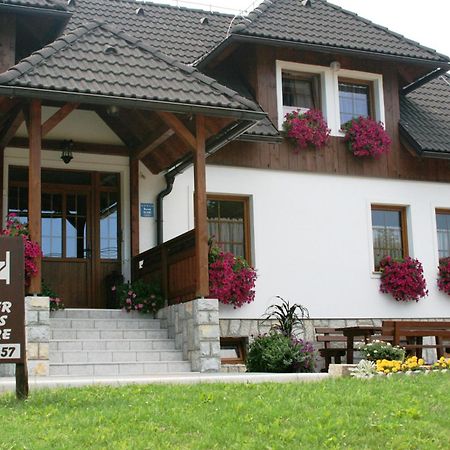 Villa Knezevic Plitvička Jezera Exteriör bild