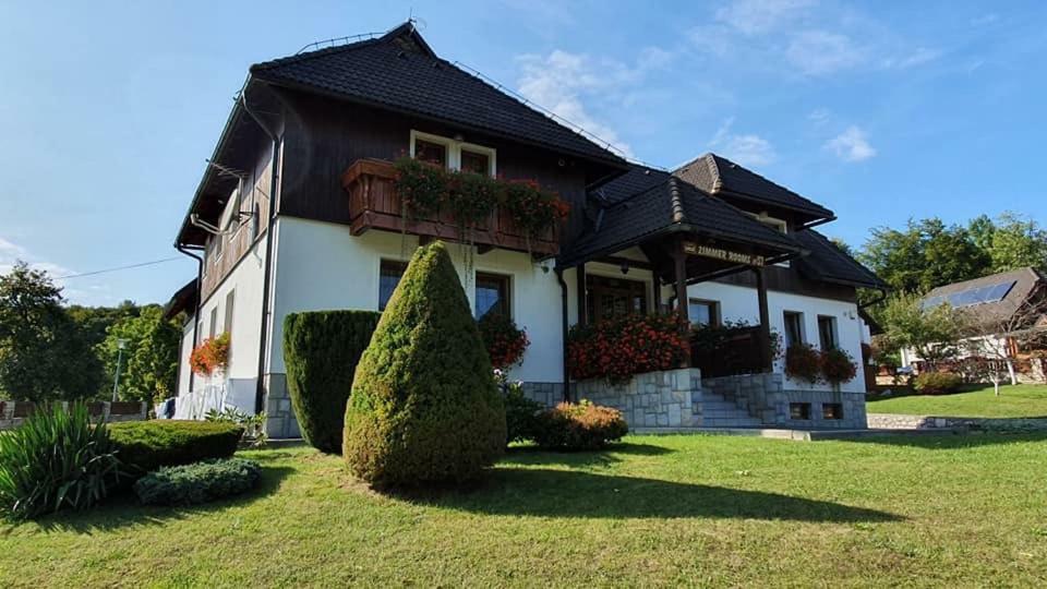 Villa Knezevic Plitvička Jezera Exteriör bild